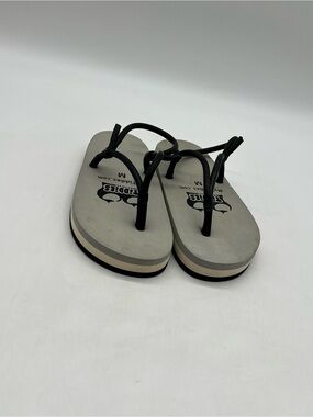 Tiddies Women's Size M 7-8 Gray Black Rubber Flip Flops Sandals Foam Shoes.